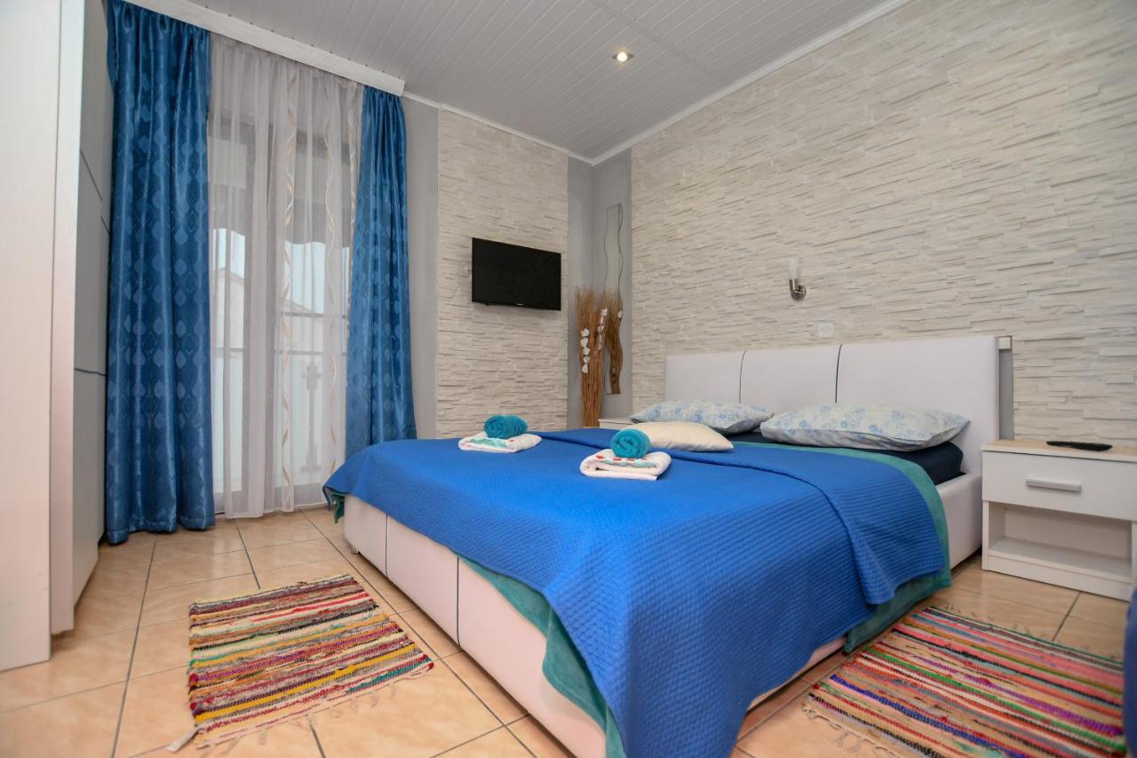 Camelia Apartment *