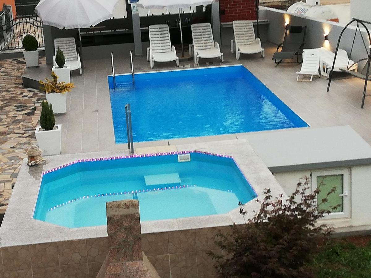Camelia * Porec