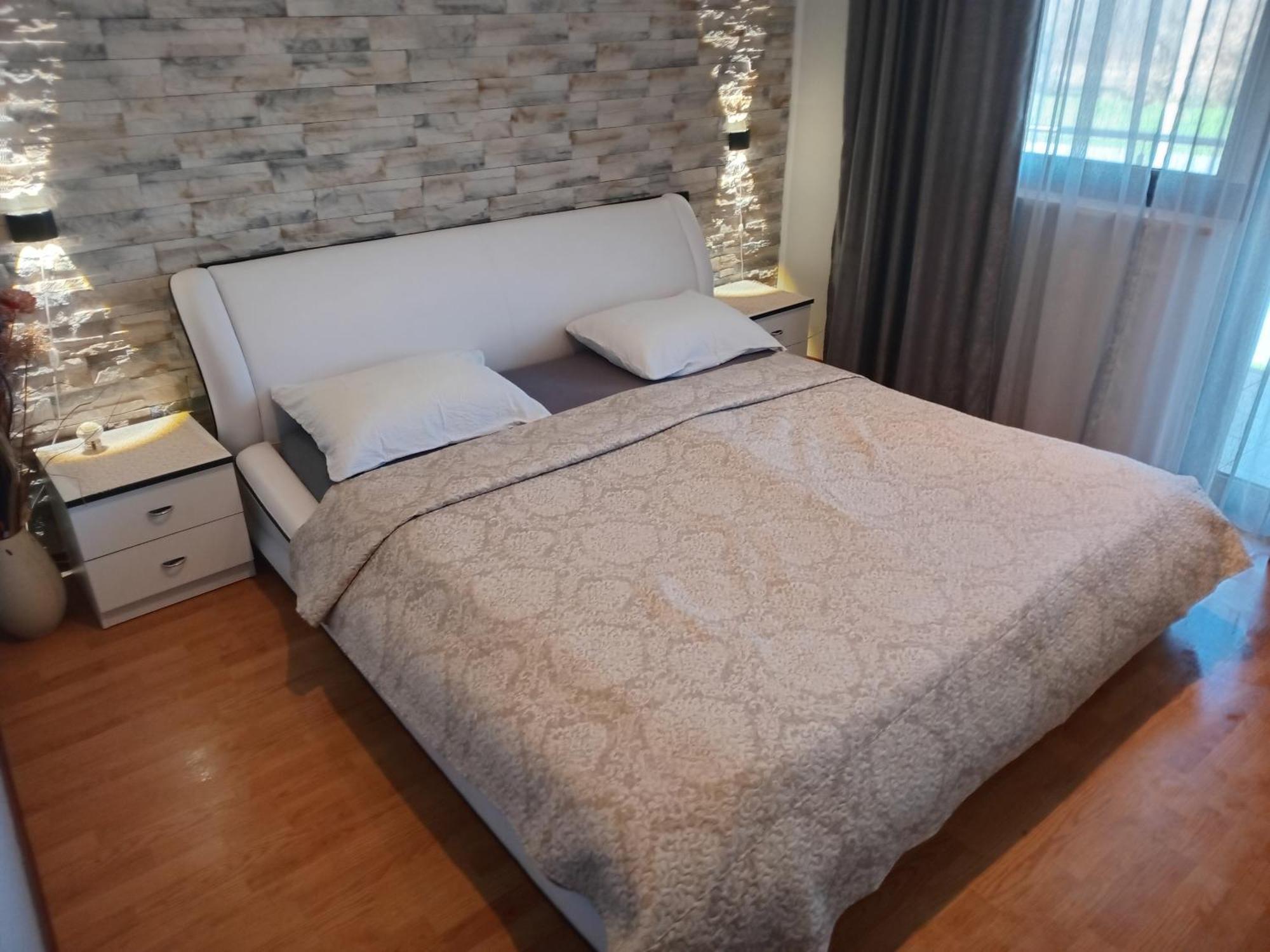 Camelia Apartment *