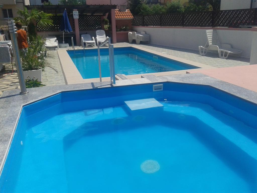 Camelia * Porec