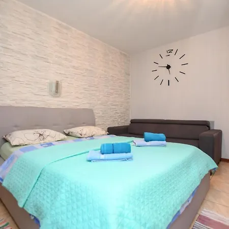 Apartment Camelia Poreč Exterior foto