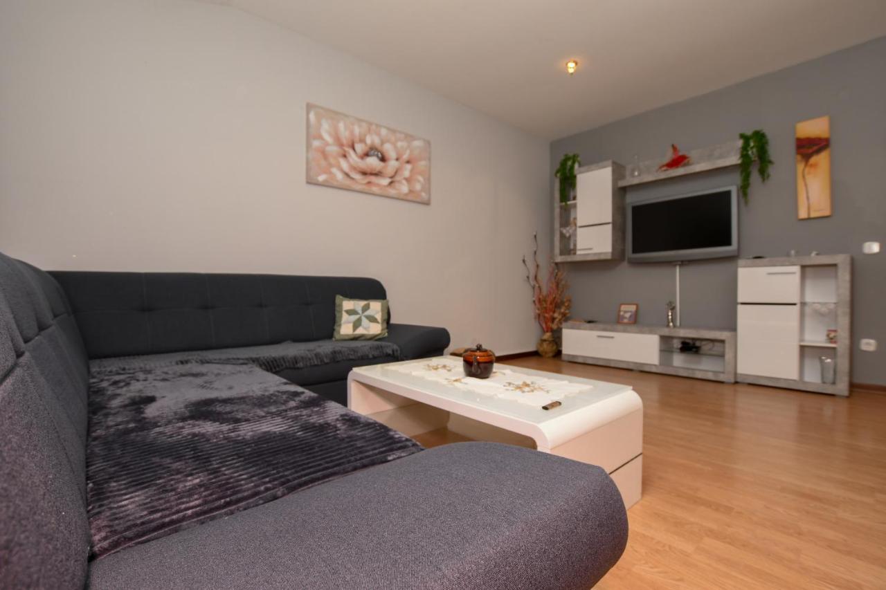 Camelia Apartment Porec